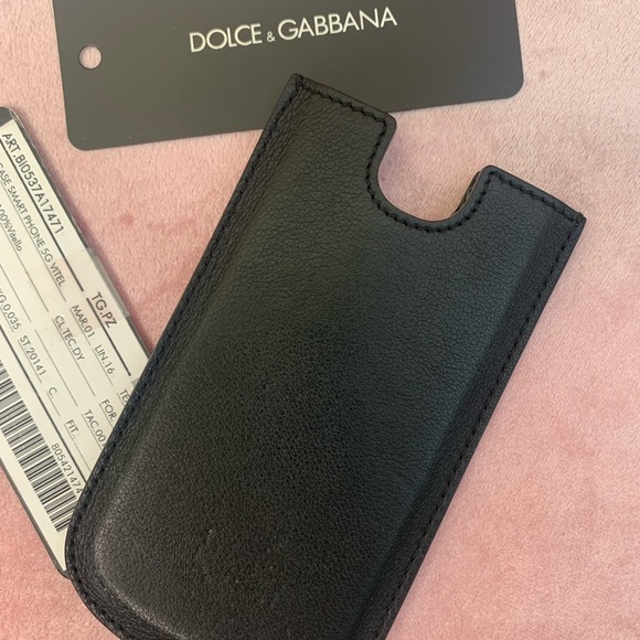 Dolce Gabbana 5G Cell Phone Case Holder - Picture 3 of 6